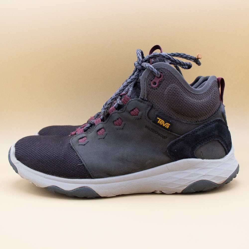 Teva Arrowood 2 Mid Trail Hiking Shoes 1103270 Women's Size 6.5